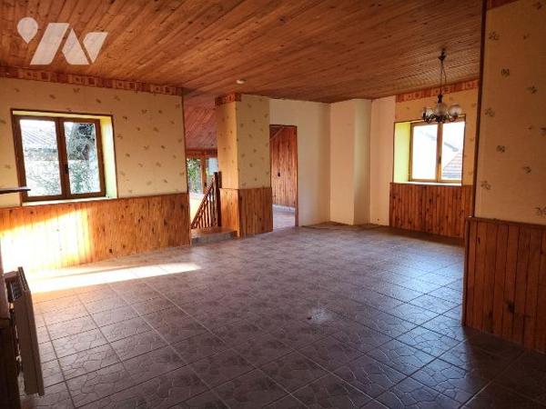 À vendre à Laferté-sur-Aube. A seulement 5 minutes de Ville-sous-la-Ferté et de l'autoroute A5,...