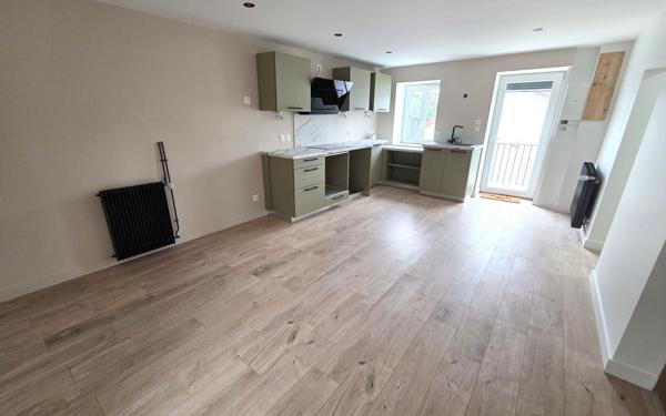 Appartement à vendre    4 pièces • 92,61 m2 Saint-Vallier