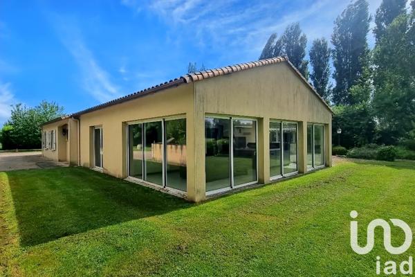Maison à vendre 10 pièces 238 m² Fontenille-Saint-Martin-d'Entraigues