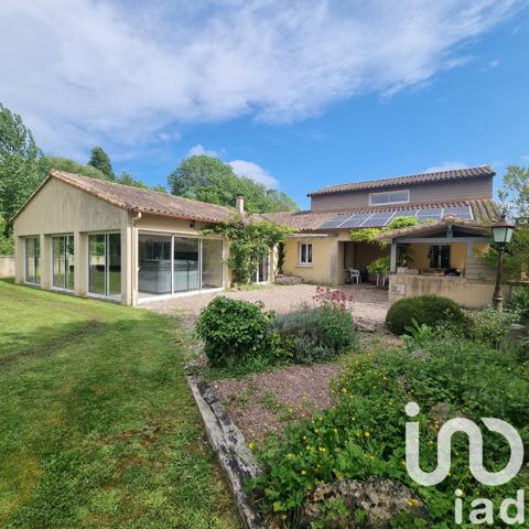 Maison à vendre 10 pièces 238 m² Fontenille-Saint-Martin-d'Entraigues