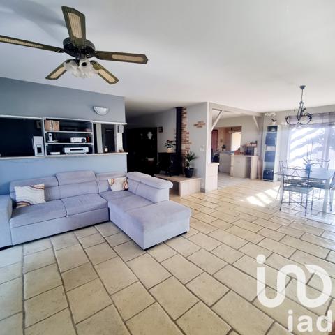 Maison à vendre 10 pièces 238 m² Fontenille-Saint-Martin-d'Entraigues