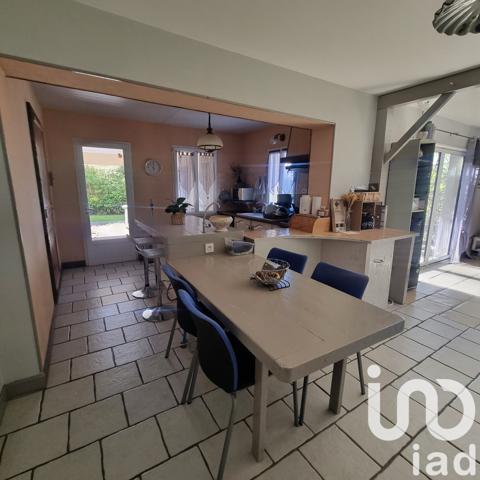 Maison à vendre 10 pièces 238 m² Fontenille-Saint-Martin-d'Entraigues