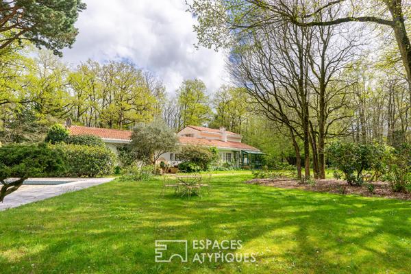 Maison d’architecte seventies et sa maison d’été sur parc