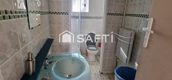 Maison de campagne avec dépendances