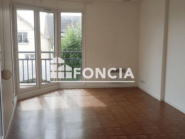 Location Appartement 2 pièces 47.49 m² - 2 PLACE FRANCOIS RABELAIS Chartres 28000