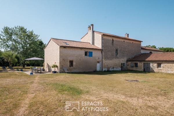 Longère rénovée et son parc verdoyant