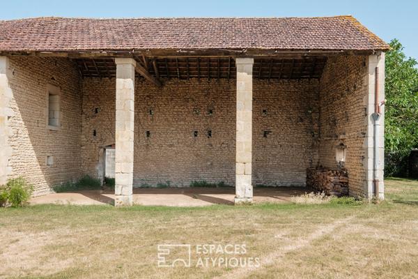 Longère rénovée et son parc verdoyant