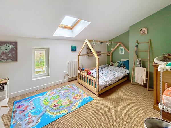 Maison en pierre aux beaux volumes