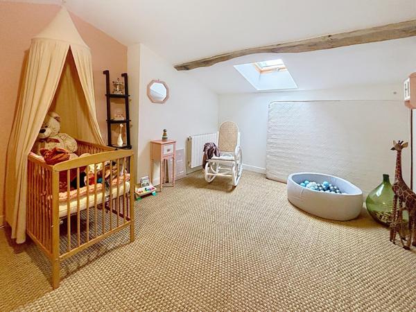 Maison en pierre aux beaux volumes