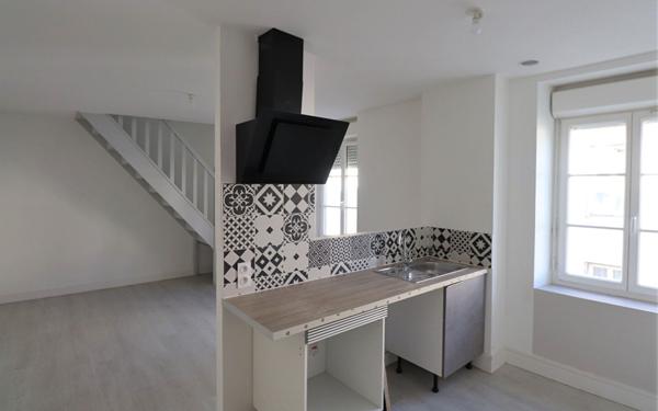 Appartement à louer    3 pièces •  Pont-de-Chéruy