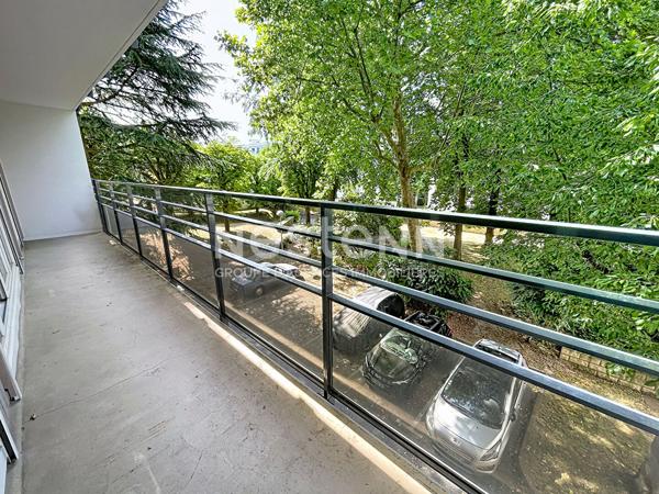 A vendre Appartement de 2 pièces de 42 m2 à Plaisir - Quartier centre ville