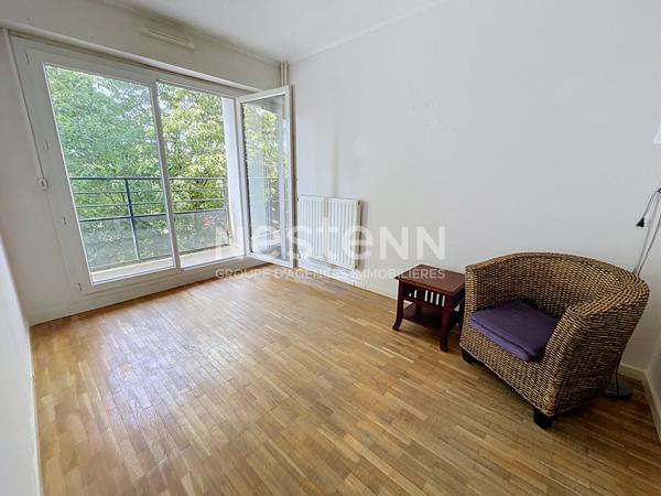 A vendre Appartement de 2 pièces de 42 m2 à Plaisir - Quartier centre ville