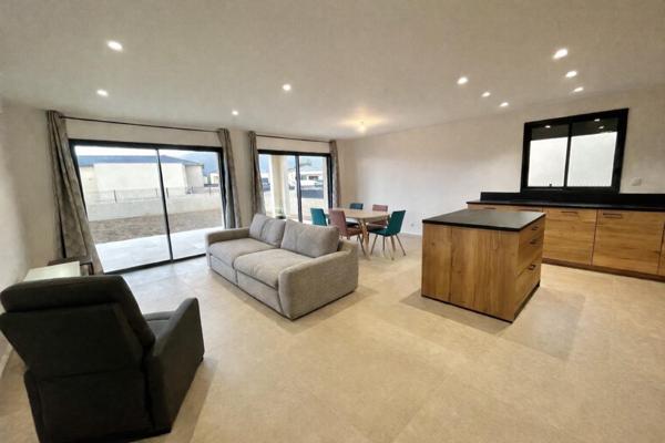 Maison neuve de plain-pied – Borgo