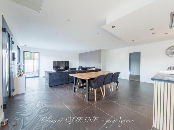 Maison à Dieppe, 76200 - 6 pièces 142m²