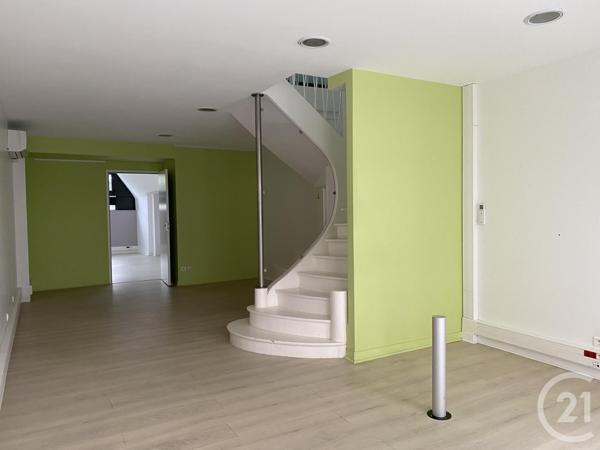 à vendre  99 m2 ANGOULEME - 16