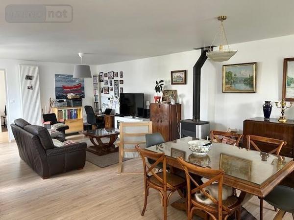 Maison à vendre à Dinan dans les Côtes-d'Armor (22100), ref : 038/256