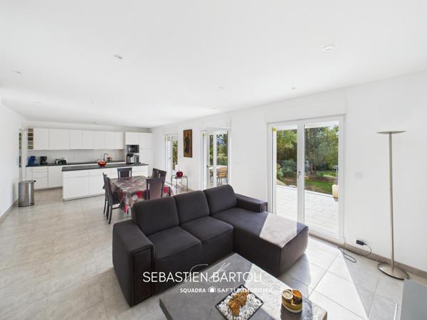 Villa T3 de 93m2 avec dépendance de 120m2 en pleine nature