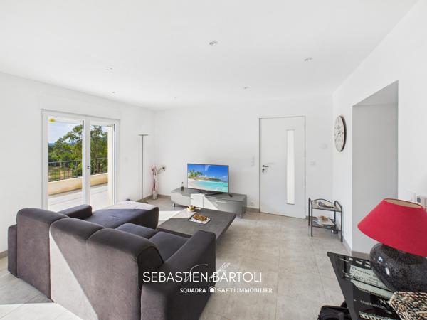 Villa T3 de 93m2 avec dépendance de 120m2 en pleine nature