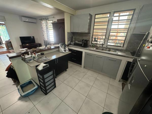 CHARMANTE MAISON T4 BIS SITUEE route de Montabo à Cayenne