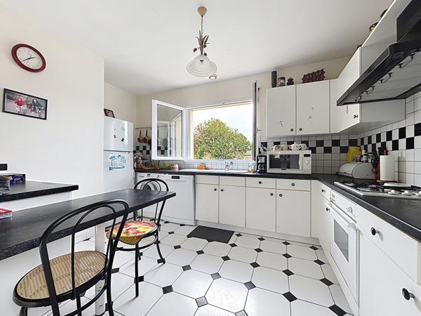 Maison Les Sables D Olonne Olonne Centre 2 chambres jardin garage proche commerces