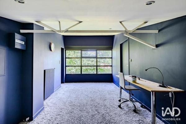 Maison à vendre 6 pièces 239 m² Léognan