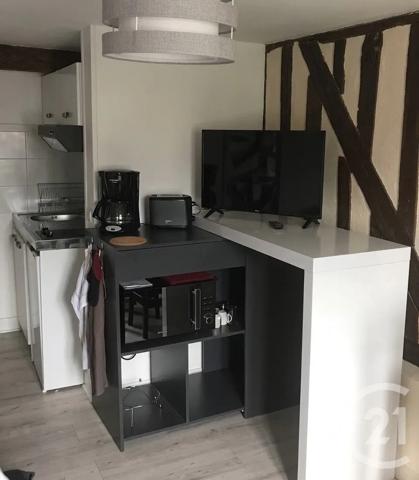 Immeuble à vendre  200 m 2   BEUZEVILLE  - 27