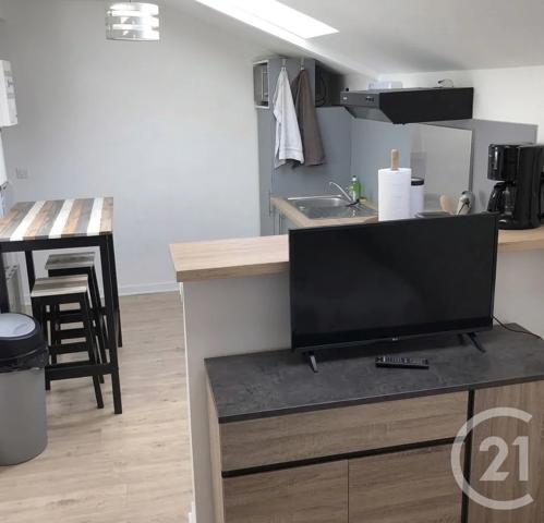 Immeuble à vendre  200 m 2   BEUZEVILLE  - 27