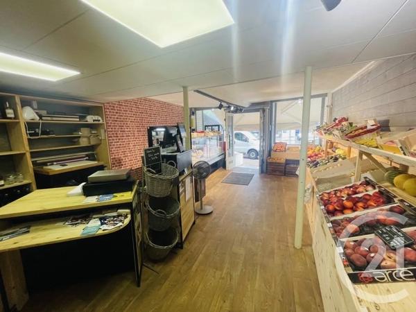 Immeuble à vendre  200 m 2   BEUZEVILLE  - 27