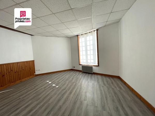 Appartement NONANCOURT centre ville 1 pièce(s) 30.5 m2 1er étage  cuisine séjour séparé 60000 FAI