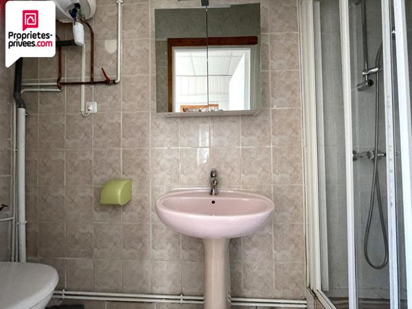 Appartement NONANCOURT centre ville 1 pièce(s) 30.5 m2 1er étage  cuisine séjour séparé 60000 FAI