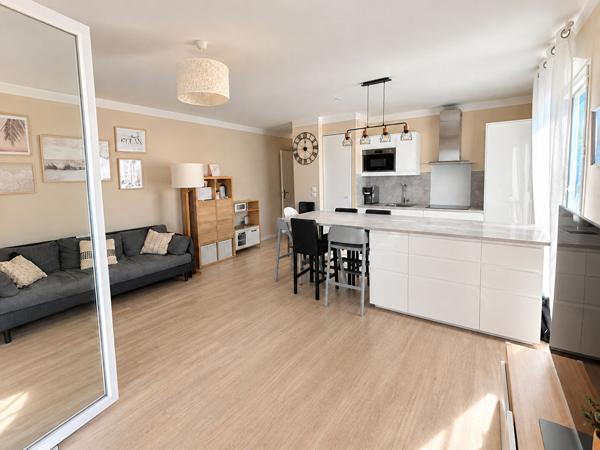 Appartement Coueron 3 pièces, 58 m2, balcon, 3 places de parking