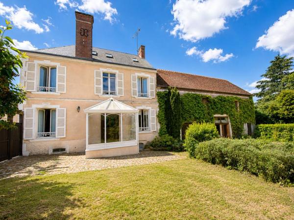 Secteur Bellême - Maison 5 chambres avec ateliers, bureaux, gîte et jardin clos
