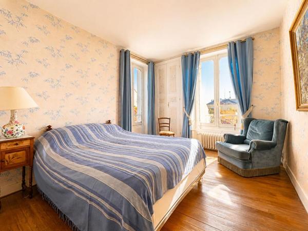 Secteur Bellême - Maison 5 chambres avec ateliers, bureaux, gîte et jardin clos