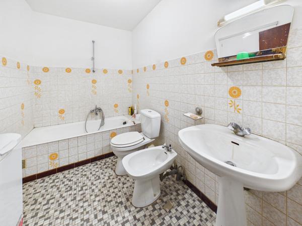 À VENDRE   Maison lorraine à rénover avec fort potentiel d'a