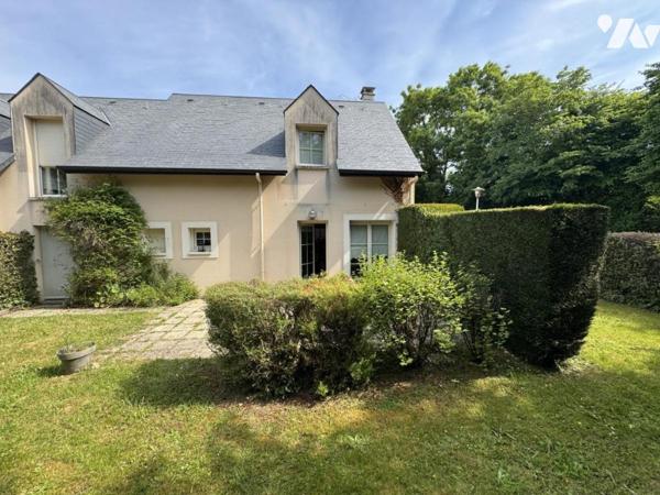 Maison avec jardin et garage