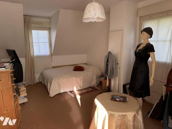 Maison avec jardin et garage