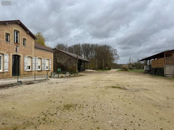 Propriété agricole à vendre à Courteranges dans l'Aube (10270), ref : 10010/450