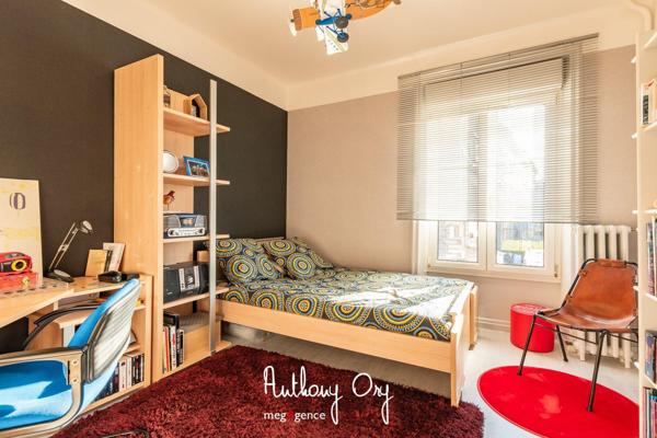 Maison à VIRE NORMANDIE, 14500 - 10 pièces 247m²