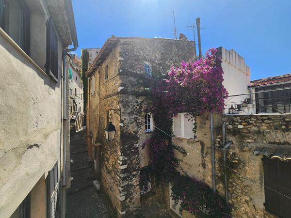 Maison de ville 2 pièces + Studio indépendant -  Cagnes sur mer
