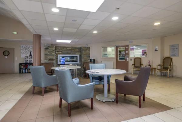 INVESTISSEMENT LOCATIF – Jonzac – Résidence EHPAD Résidence du Bourg Nouveau – 7 % de rentabilité