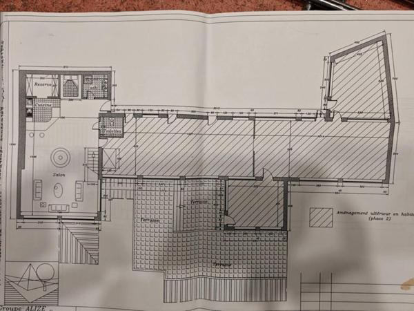 LOFT (130m²) avec dépendances (250m²)