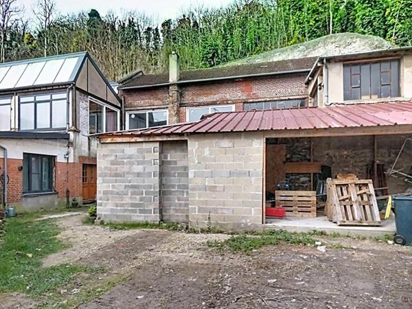 LOFT (130m²) avec dépendances (250m²)
