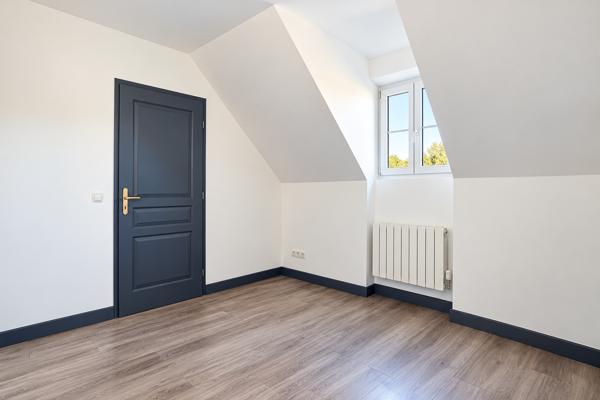 BEAUGENCY (45190) – INVESTISSEMENT LOCATIF AVEC CAVE ET COUR PRIVATIVE