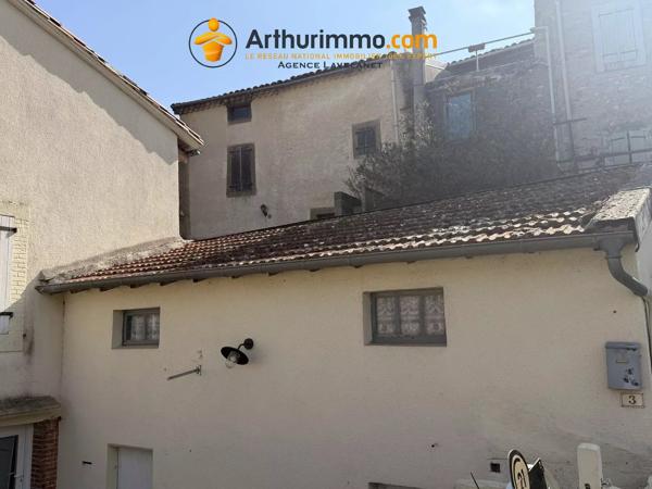 Vente                                                      Maison de village
                        
                     3 pièces                      67 m2                     à Rivel