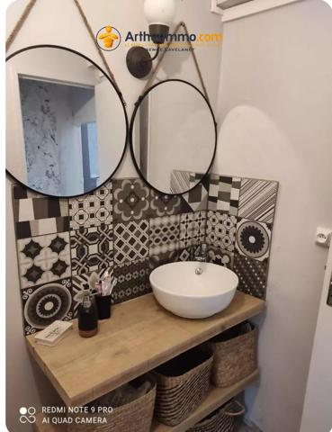 Vente                                                      Maison de village
                        
                     3 pièces                      67 m2                     à Rivel