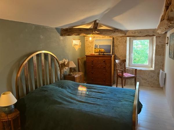 PROCHE DE CONDOM EN CAMPAGNE DANS UN HAMEAU PITORRESQUE
