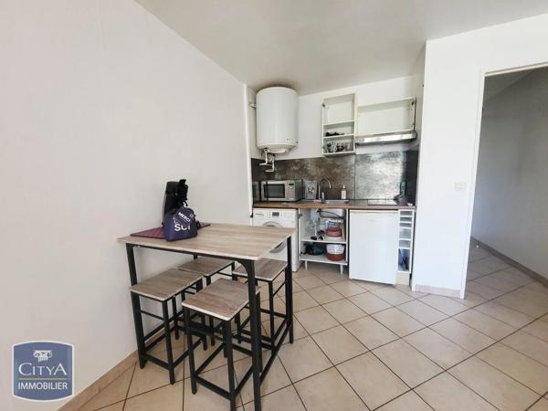 Appartement à louer 1 pièce 23.21m² Fréjus (83600)