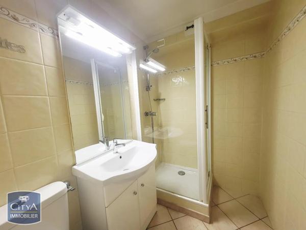 Appartement à louer 1 pièce 23.21m² Fréjus (83600)