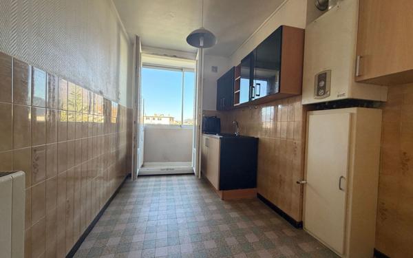 Appartement à vendre    2 pièces • 47 m2 Saint-Égrève