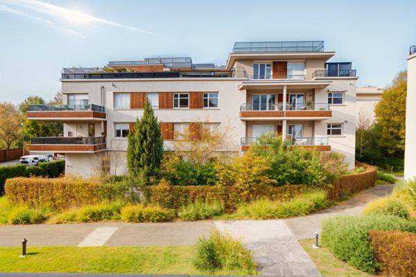 MONTÉVRAIN - 3 PIÈCES - 65 m² - 2 TERRASSES - GARE À PIED